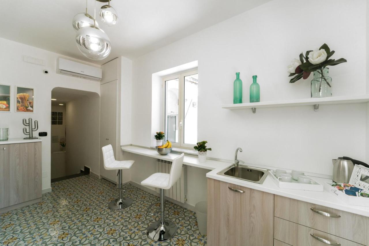 Suite & Luxury Rooms Palazzo Diomede Carafa Neapol Zewnętrze zdjęcie