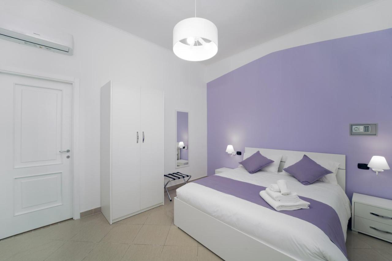 Suite & Luxury Rooms Palazzo Diomede Carafa Neapol Zewnętrze zdjęcie