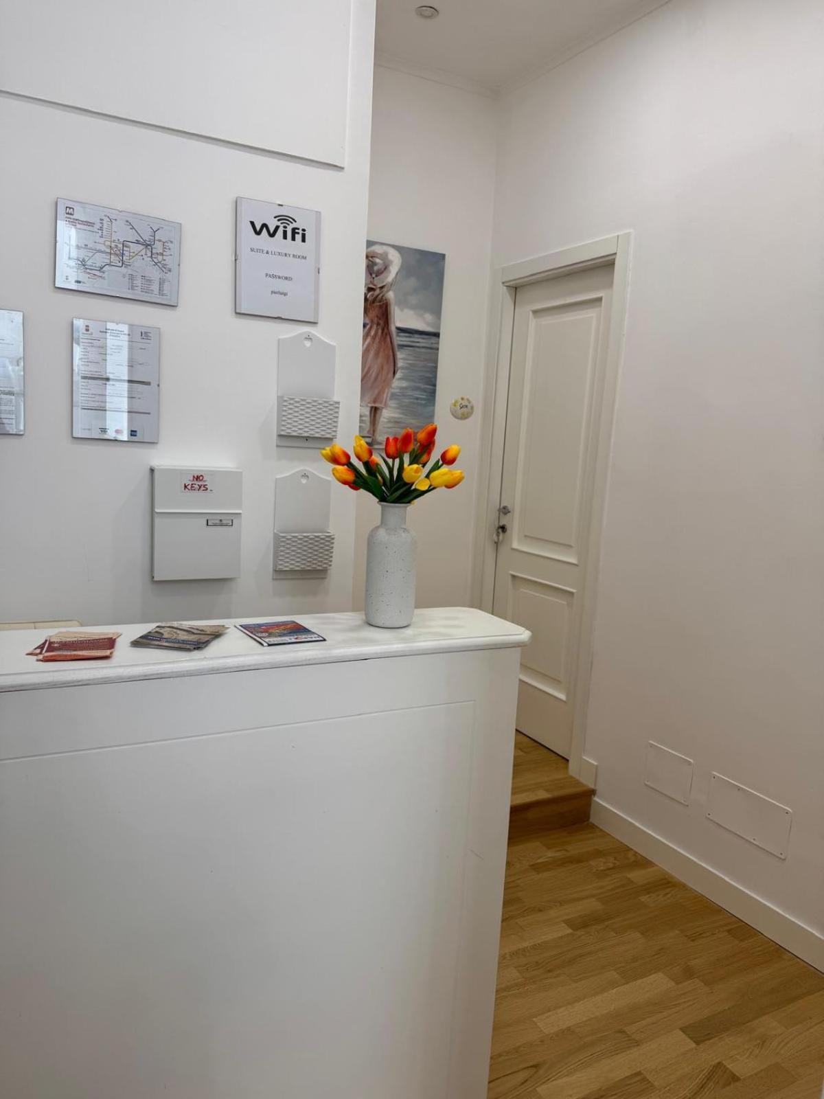 Suite & Luxury Rooms Palazzo Diomede Carafa Neapol Zewnętrze zdjęcie