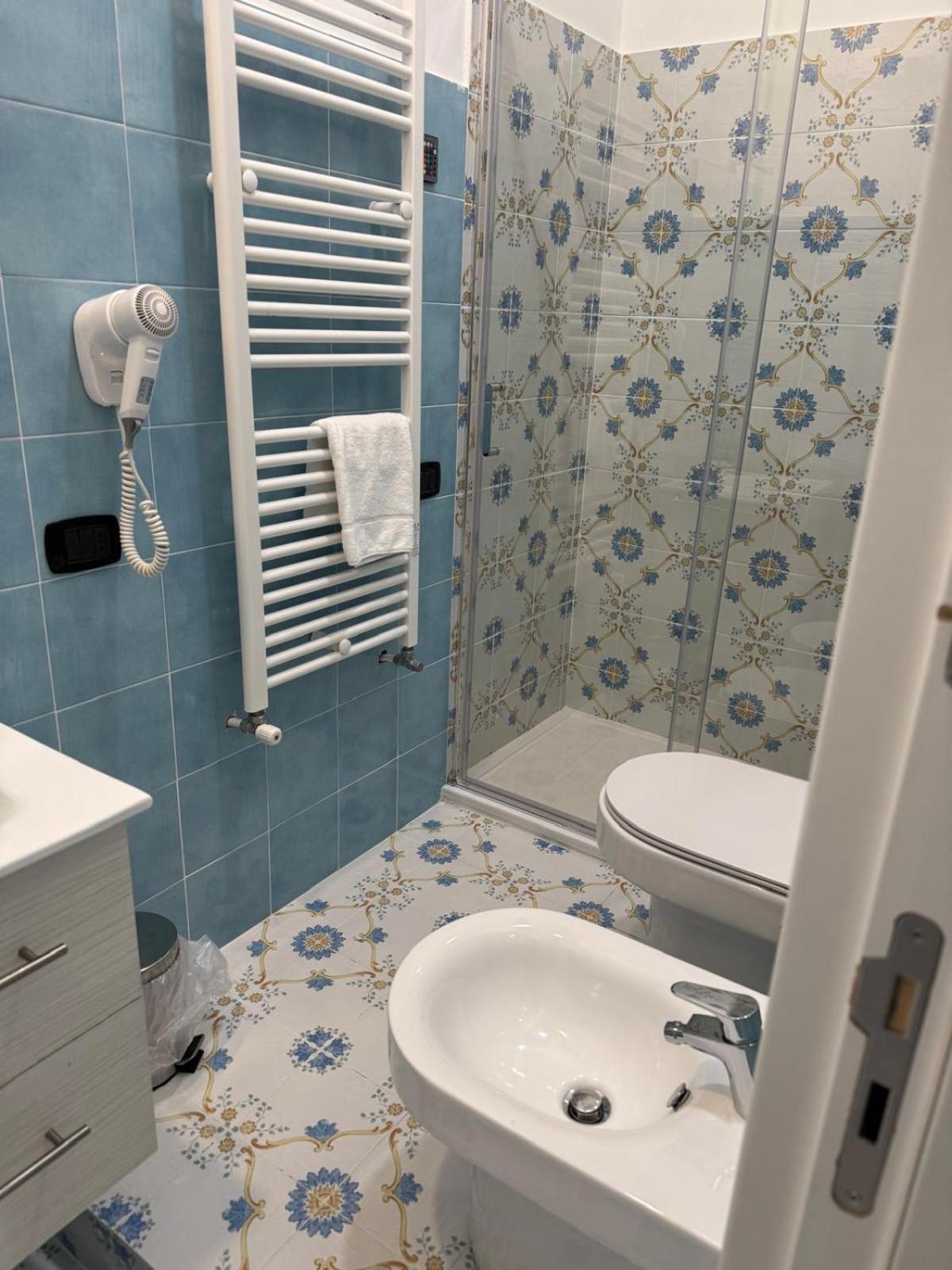 Suite & Luxury Rooms Palazzo Diomede Carafa Neapol Zewnętrze zdjęcie
